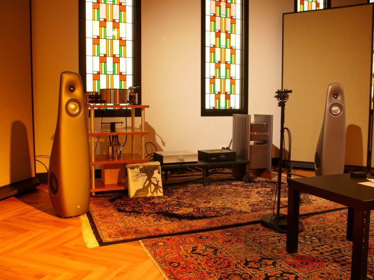 Digital Versus Analogue – A true and fair comparison Digital Versus Analogue – A true and fair comparison