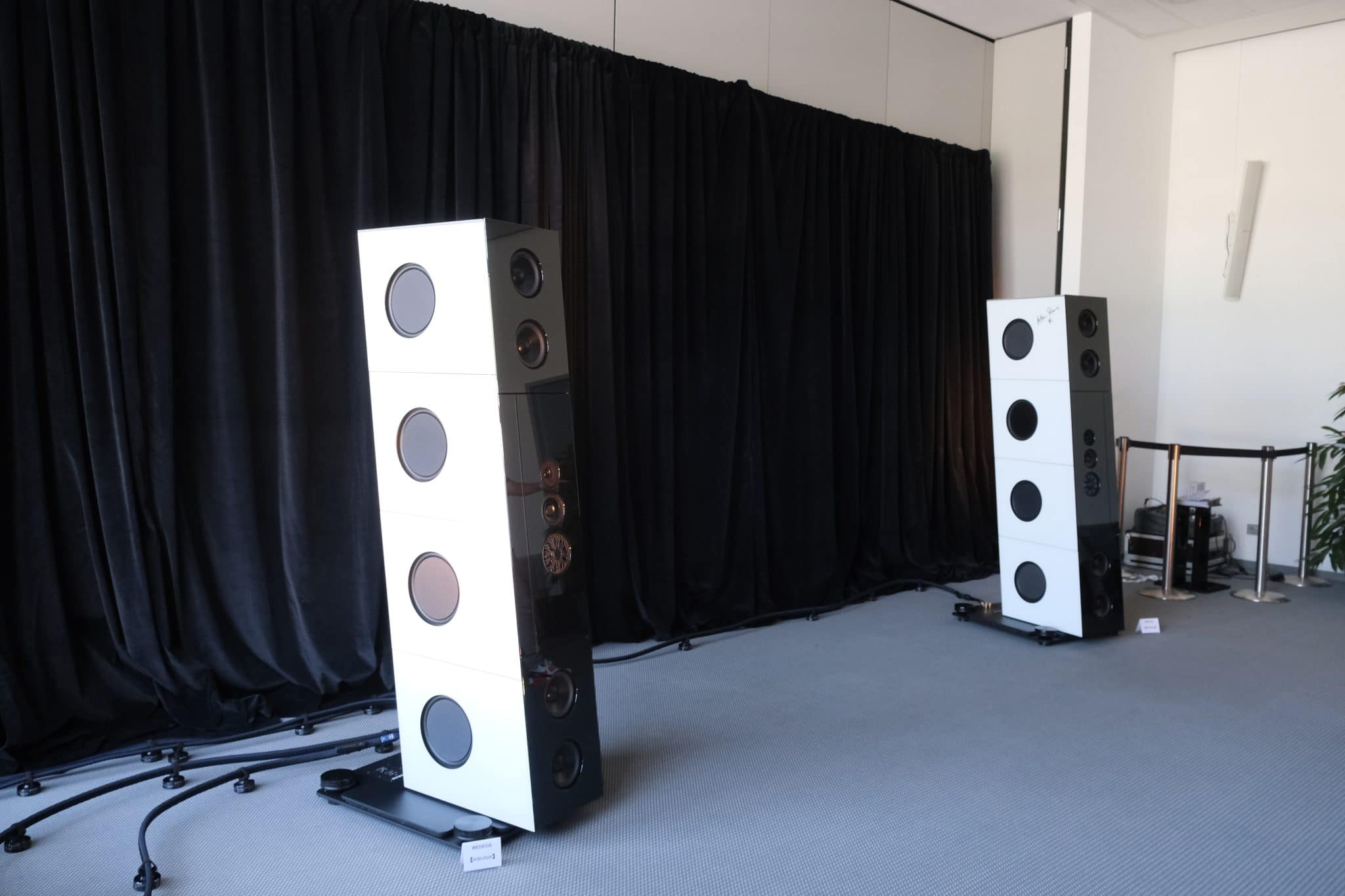 High End Munich 20220 - AudioPhysic Medeos