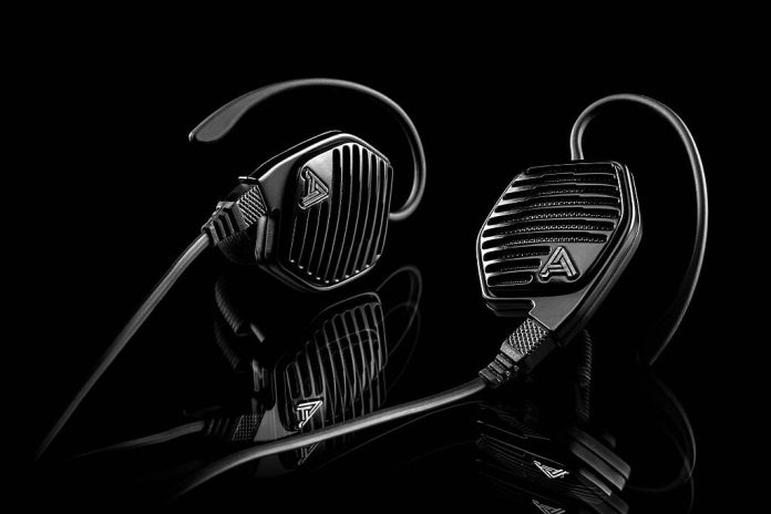 0CBCFA41-054F-4EA9-8C8F-9424E9FAB0F2 Audeze
