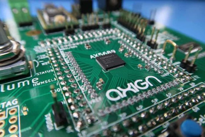 A9EAACB8-98E5-46ED-8CB9-F22D62509B3A De chip van Axign