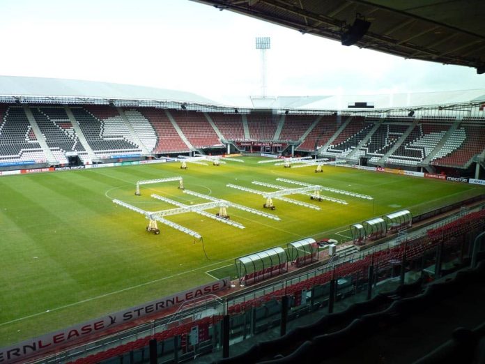 AZ Stadion voetbalveld AZ Hifi Show 2012