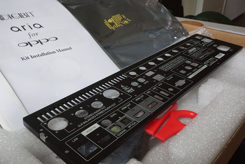 Achterkant Aria Kit Oppo 105-D