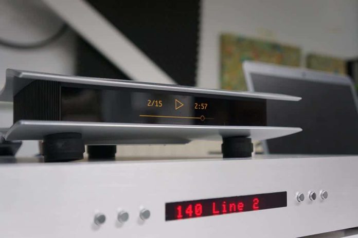 Auralic - M50 - Laptop - M51 (4) Auralic - M50 - Laptop - M51