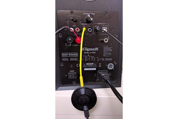 Google Google stopt met Chromecast Audio (bron afbeelding: https://commons.wikimedia.org/wiki/File:Chromecast_Audio.jpg)