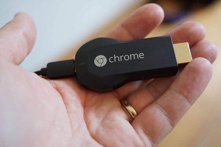 Hoe installeert en gebruikt u de Google Chromecast?