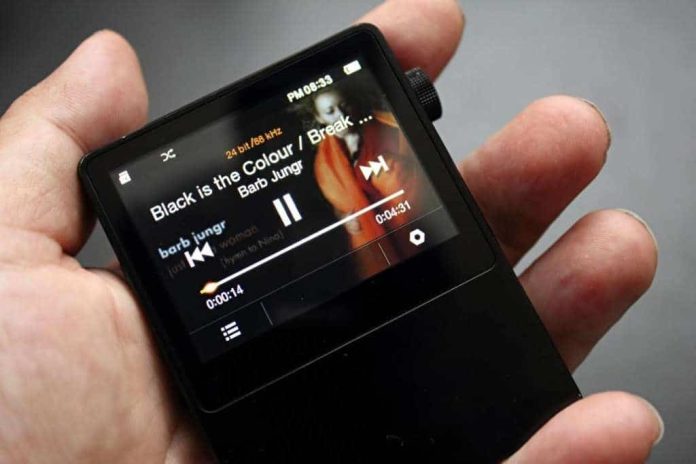 IRiver AK 100