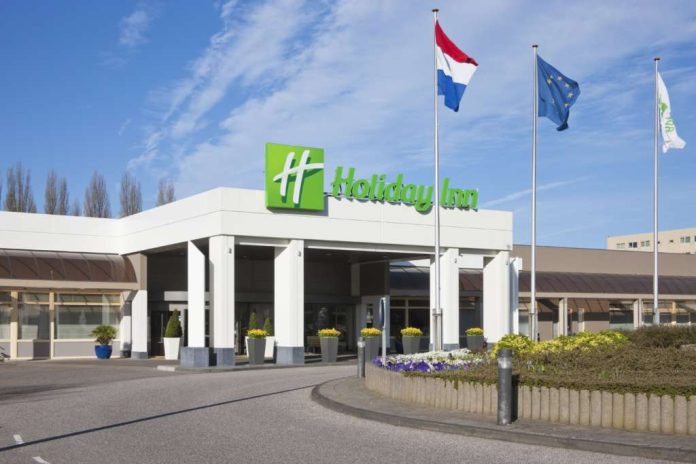 Number One Hifi Show foto Entrance Holiday Inn 2 Number One Hifi Show foto Entrance Holiday Inn 2