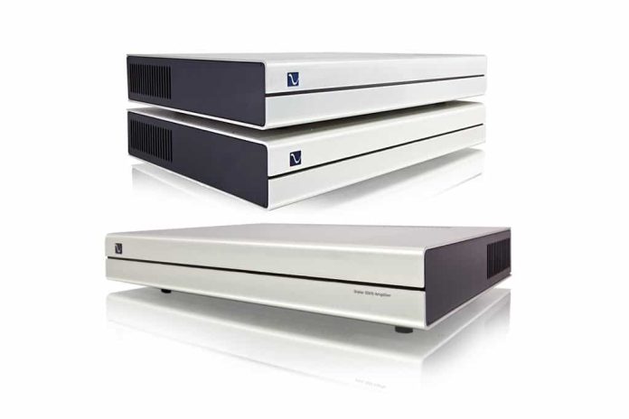 PS Audio Een paartje M700's van PS Audio met daaronder de al even nieuwe S300