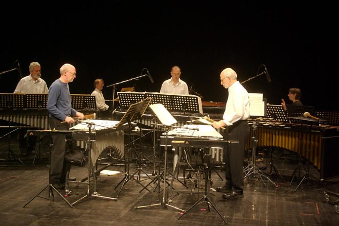 reich Het Steve Reich-ensemble in actie (foto: Wikipedia.org)