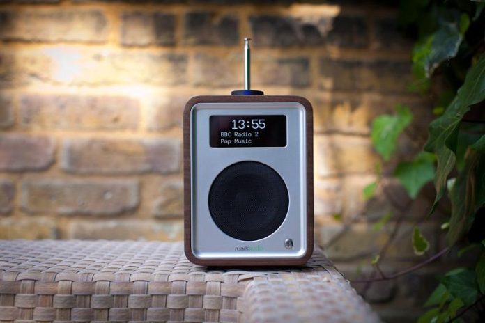 Ruark Audio R1 (slider)