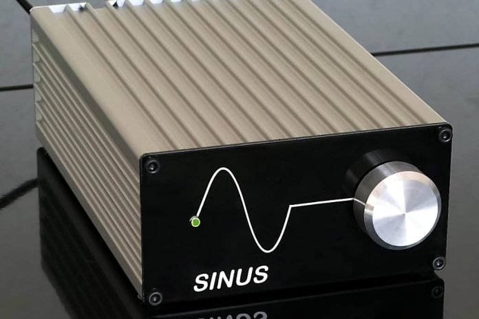 Sinus De Sinus-voeding van Klaus Hassler legt Thorens 140 en 160 platenspelers in de watten wat voeding betreft
