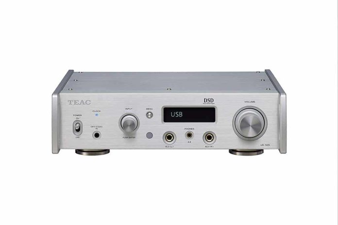 Teac De TEAC UD-505, een DAC/hoofdtelefoonversterker
