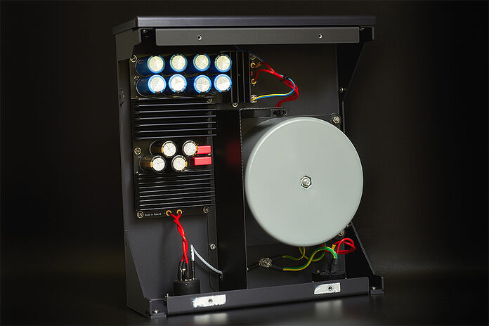 jcat ultimo_internals black JCAT ULTIMO