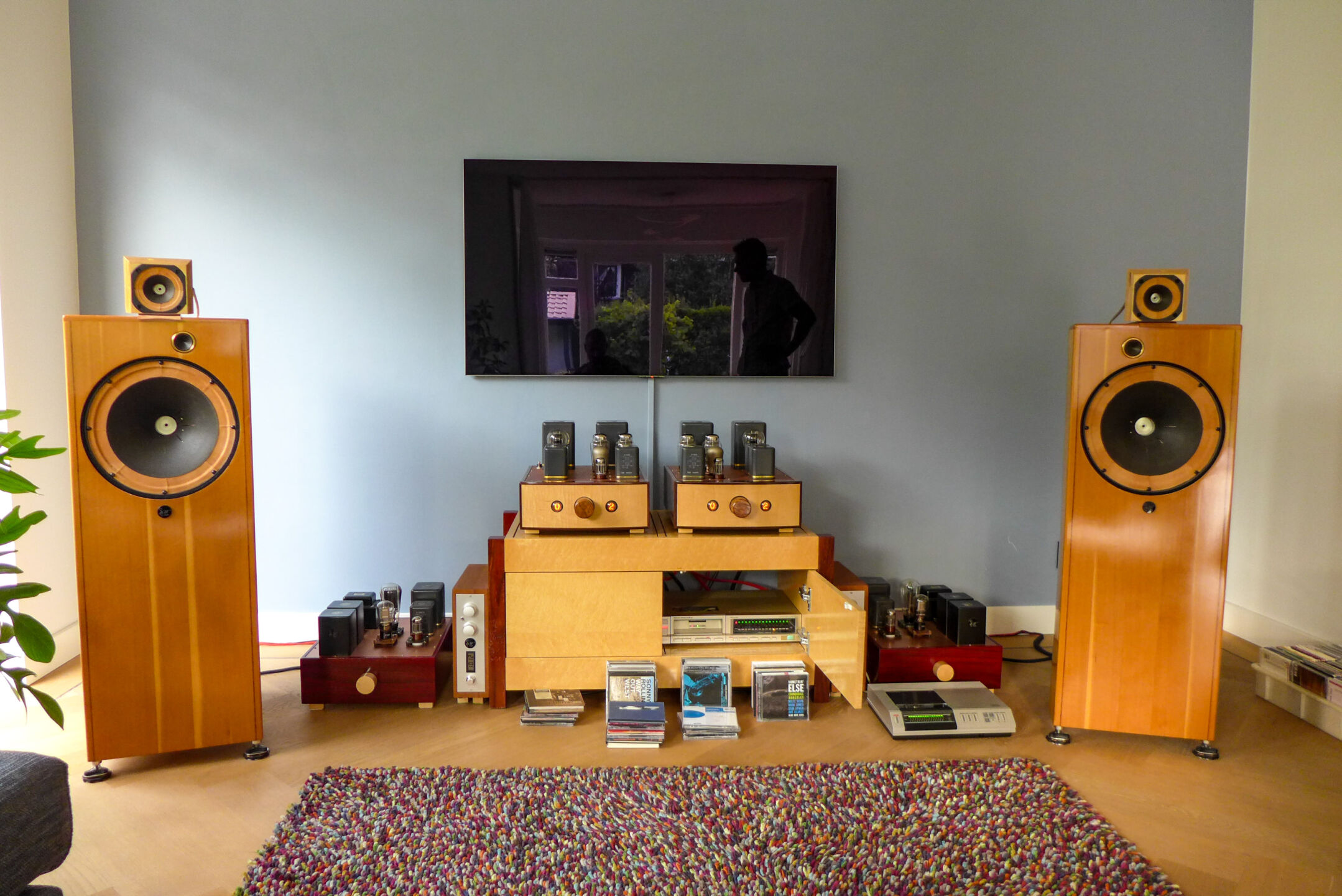 AlphaVisit – Het audiosysteem van: Stefan Wapstra AlphaVisit – Het audiosysteem van: Stefan Wapstra