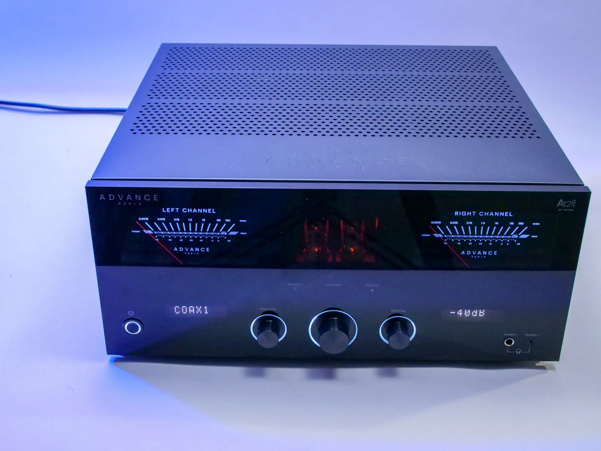 Review Advance Paris A12 Apex - Alpha Audio