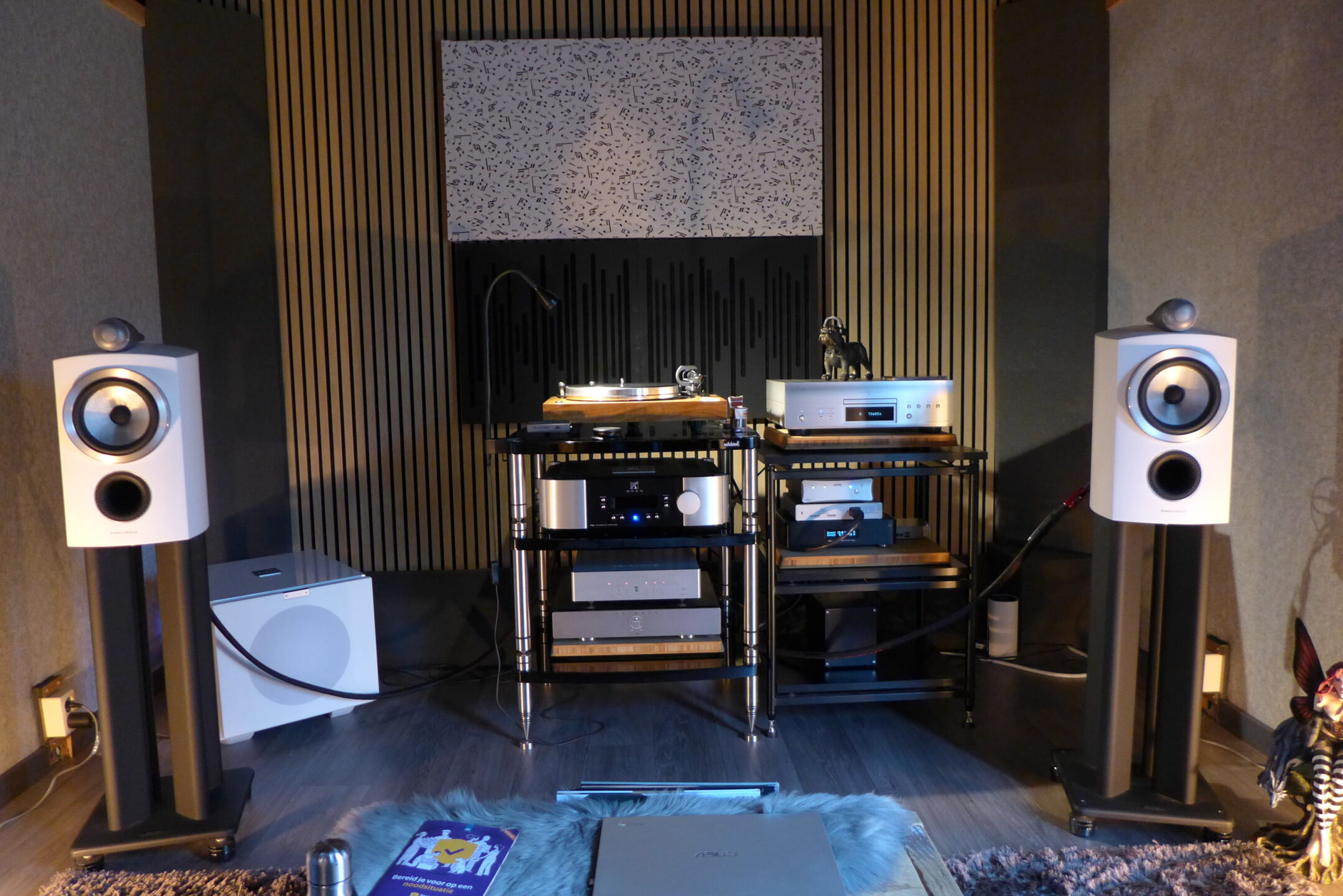 AlphaVisit – De audio installatie van Ronald AlphaVisit – De audio installatie van Ronald