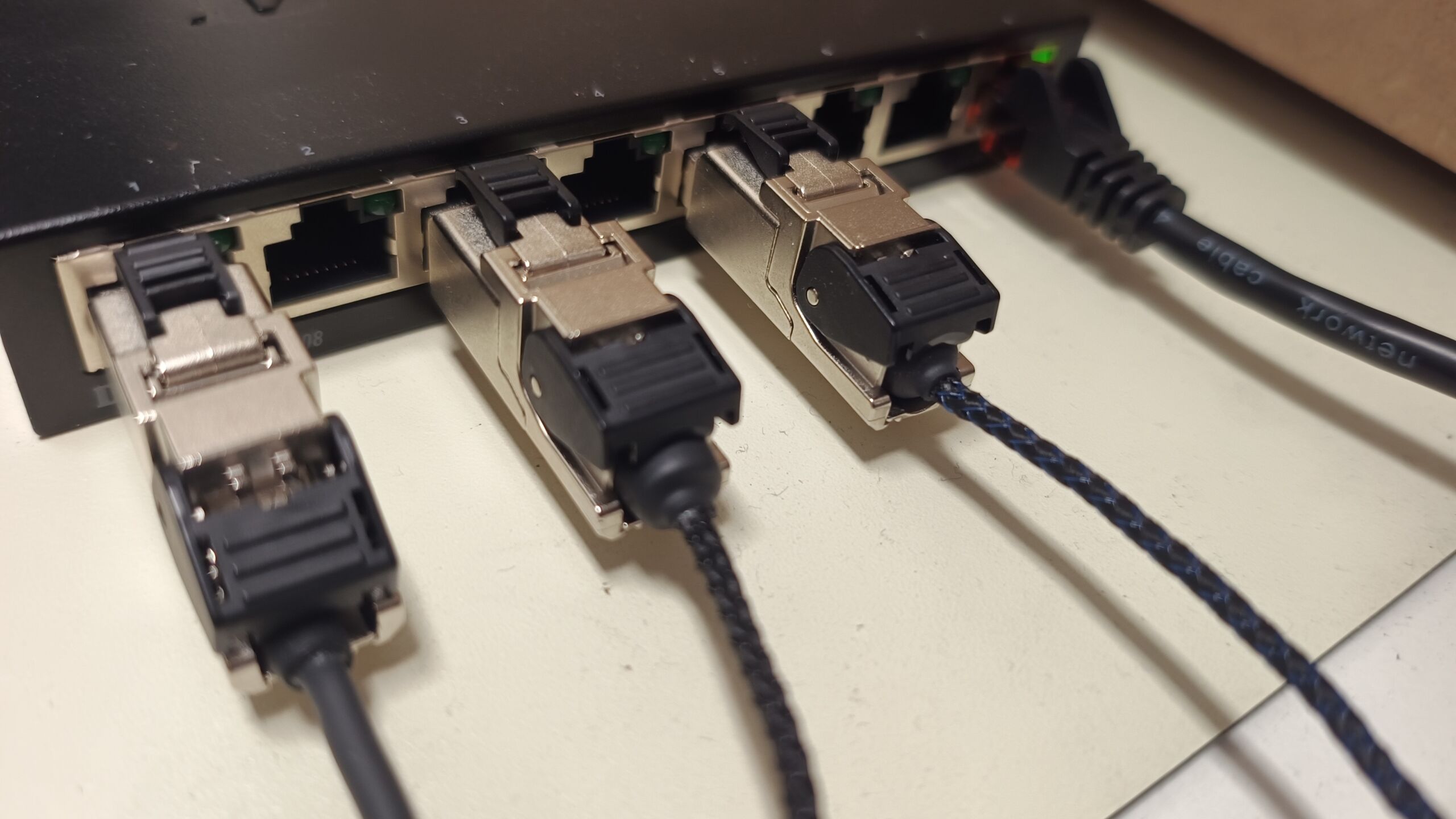 A quick test with Audioquest ground wires for switches A quick test with Audioquest ground wires for switches